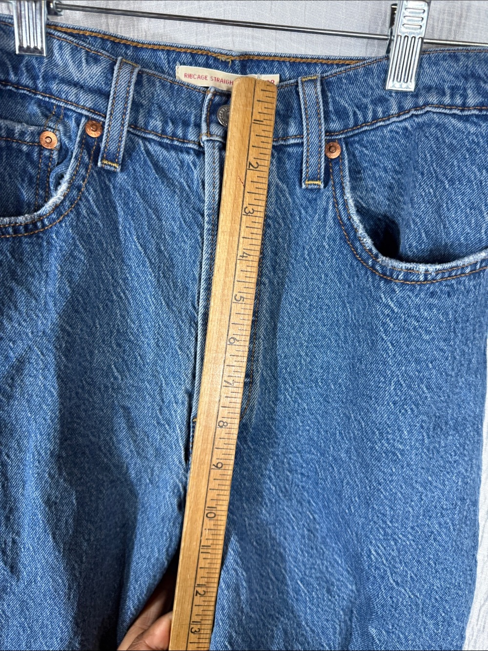 Levis Rib Cage Straight Ankle Jeans size 28 - Picture 9 of 13